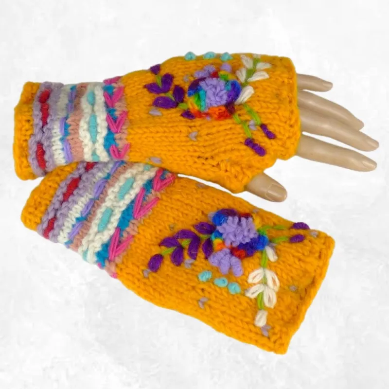 Mitaines femme en laine safran fleur lilas, chaudes et artisanales - Mitaines en laine du Népal