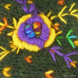 Mitaines femme en laine kaki, fleur jaune et violette brodée en relief, bordures bleu roi rayées