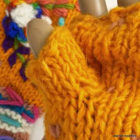 Mitaines jaunes femme en laine, fleur blanche brodée, chaudes - Mitaines en laine du Népal
