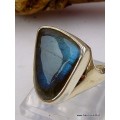 Bague en LABRADORITE T 55 forme triangle Bijoux en Labradorite sr186