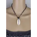Collier tibétain mantra de Chenrezi sculpté - Colliers tibétains et népalais