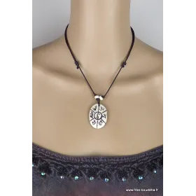 Collier tibétain oval Mantra de Chenrezi - Colliers tibétains et népalais