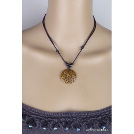 Collier tibétain Om forme fleur Bijoux tibetains bouddhistes WN29