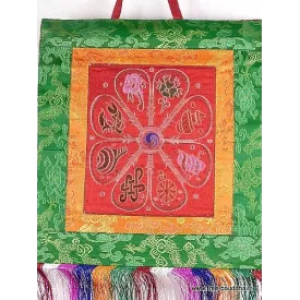 Tenture murale bouddhiste SIGNES AUSPICIEUX couleur rouge - Tentures bouddhistes