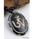 Collier tibétain oval orné du Om Bijoux tibetains bouddhistes WN3.8