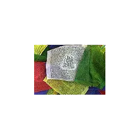 Drapeau tibetain de prières 25 drapeaux Très Grand modèle 17 x 30 cm - Objets rituels bouddhistes