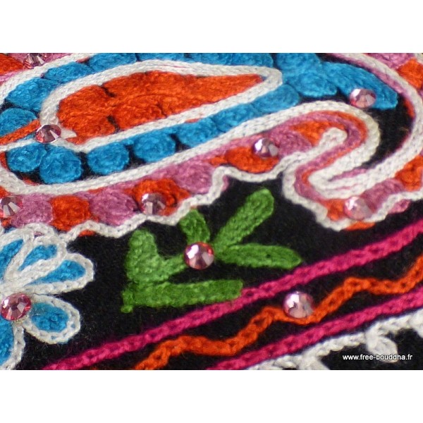 Pashmina noir brodé fils et perles Nos Châles LJ29