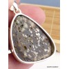Grand pendentif Cristal de Cavansite sur roche-mère Pendentifs pierres naturelles WL65.1