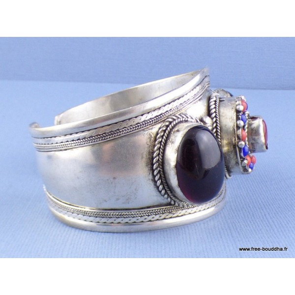 Gros Bracelet tibétain bouddhiste en Onyx vert Bracelets tibétains bouddhistes ref 52A