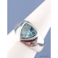 Bague triangulaire Topaze bleue T 56/57 - Bijoux en Topaze