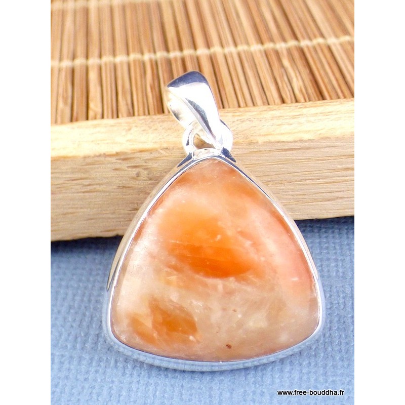 Pendentif Calcite Orange forme triangle Pendentifs pierres naturelles PAC55.1