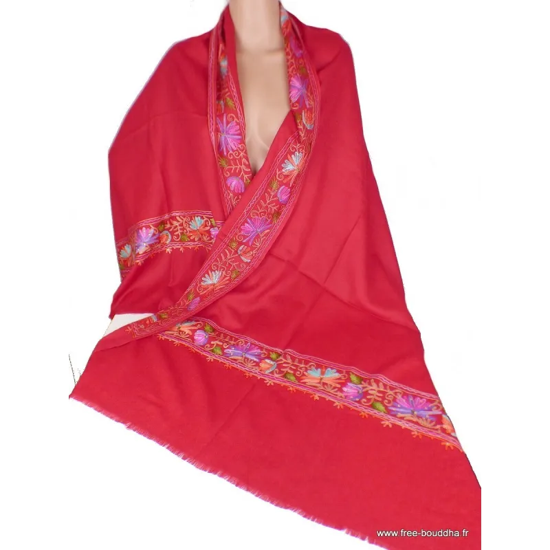 Châle femme laine rouge brodé fil et perles - Châles en laine faits main