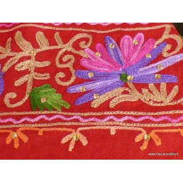 Châle femme laine rouge brodé fil et perles Pashminas laine et broderies CBP17