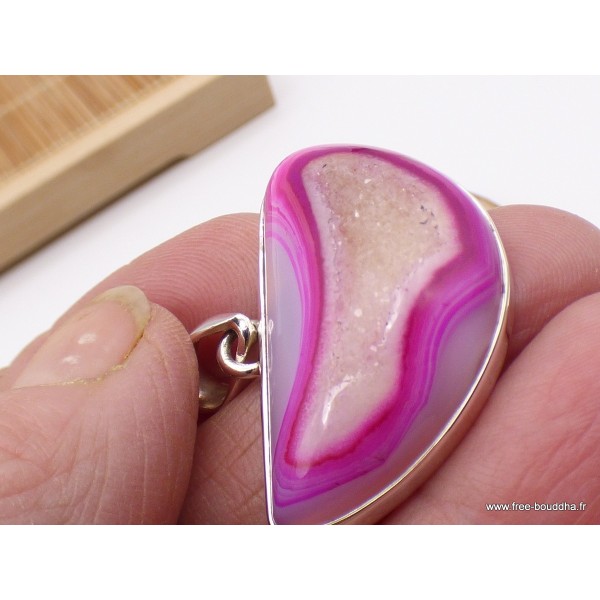 Pendentif druze d'agate naturelle teinté rose Pendentifs pierres naturelles XV124