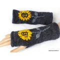 Mitaines en laine doublées polaire gris fleur jaune - Gants , bonnets népalais