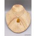 Pendentif Ambre naturel serti griffes Pendentifs pierres naturelles WL18.6