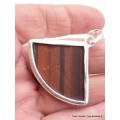 Pendentif en Oeil de Tigre rouge brut trapèze Pendentifs pierres naturelles XV15.5