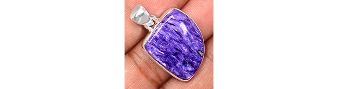 Bijoux en Charoite