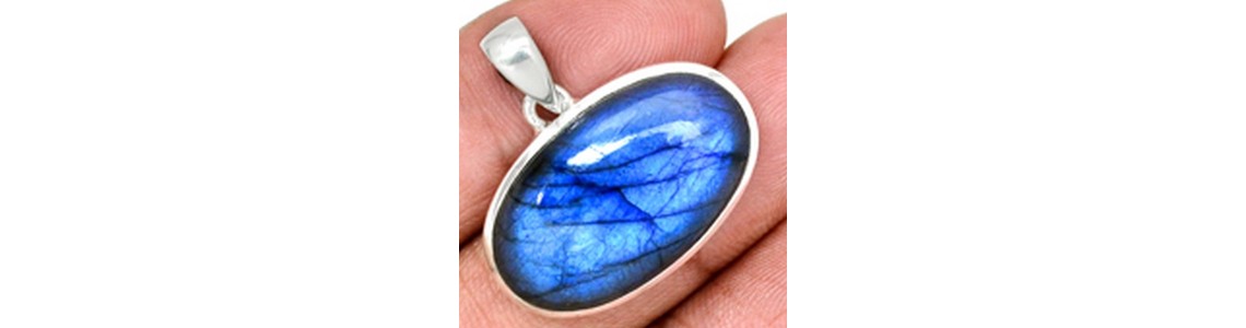 Labradorite bleue, un bouclier de protection XXL