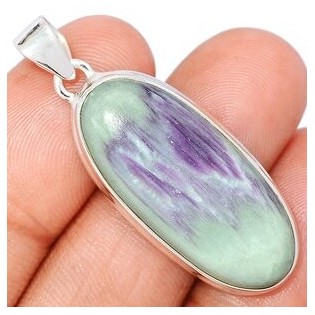 Bijoux en Kammererite