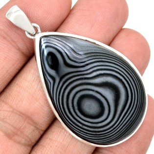 Bijoux en Malachite Noire Psilomélane