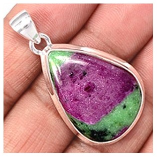 Bijoux en Rubis sur Zoizite