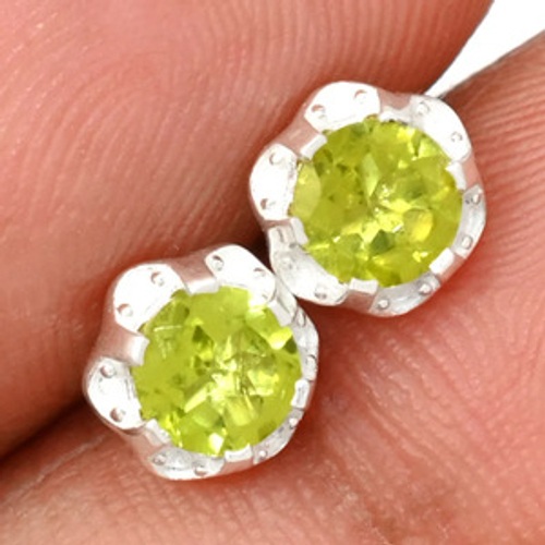 boucles d'oreilles en péridot véritable