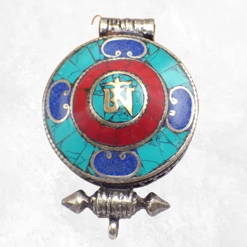 pendentif gau tibétain traditionnel fait main