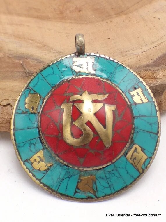 pendentif-tibetain-amulette