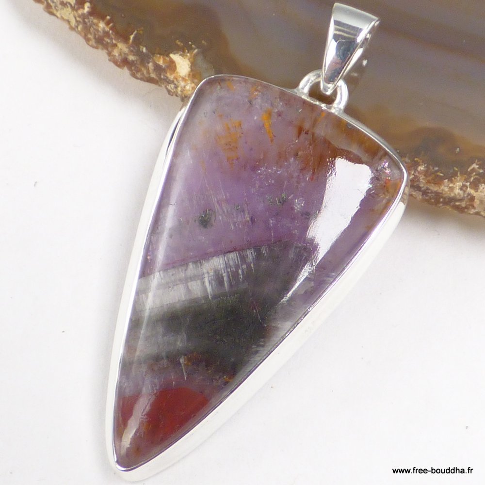Pendentif cacoxénite super seven, pierre aux vertus spirituelles