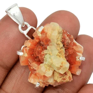pendentif en aragonite étoilée