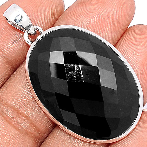 onyx noire, pierre du chakra racine