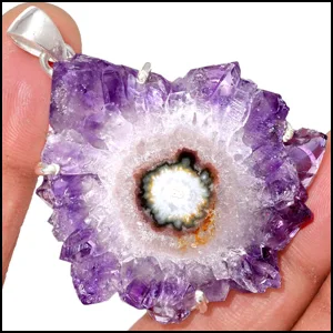 Pendentif en améthyste stalactite, pierre d'apaisement