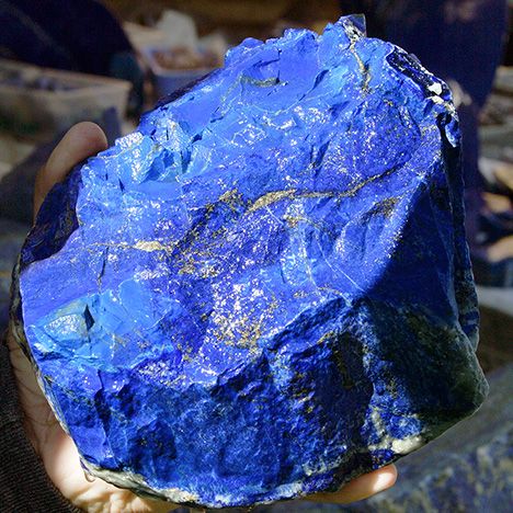 lapis-lazuli-en-lithotherapie