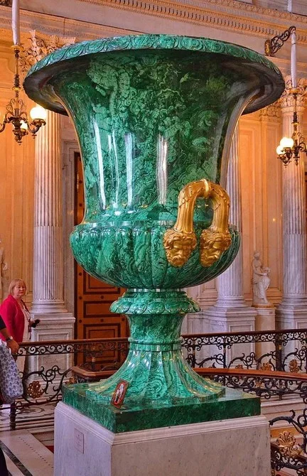 pot en malachite en Russie