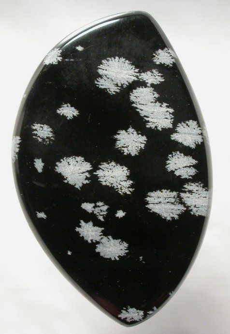 bienfait-obsidienne-noire-floconneuse