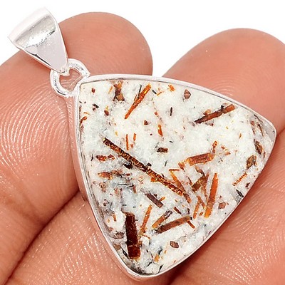 pendentif astrophyllite
