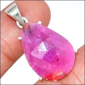 pendentif saphir rose naturel