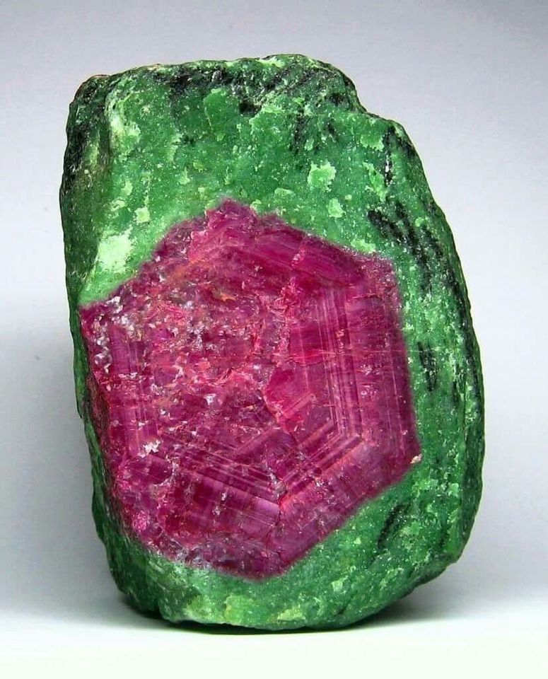 vertus-rubis-sur-zoizite