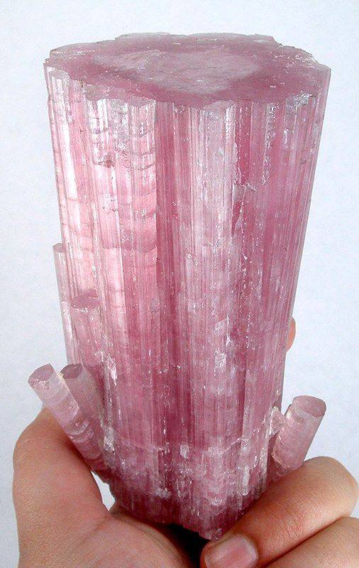 tourmaline-rose-signification-lithotherapie