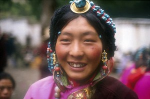 Boucles-d-oreilles tibétaines-traditionnelles
