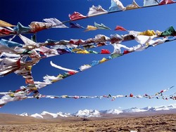 drapeau-tibetain-flottant
