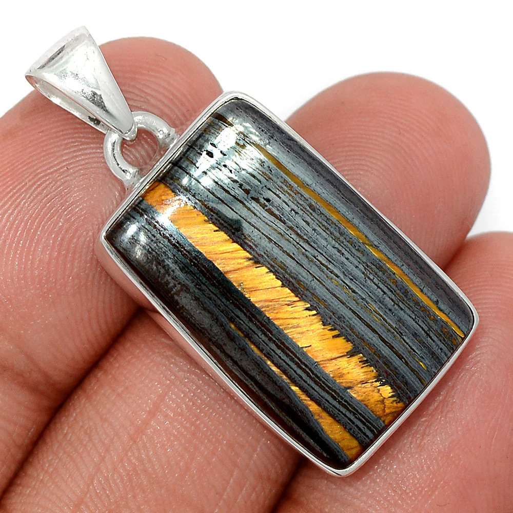 pendentif oeil de fer