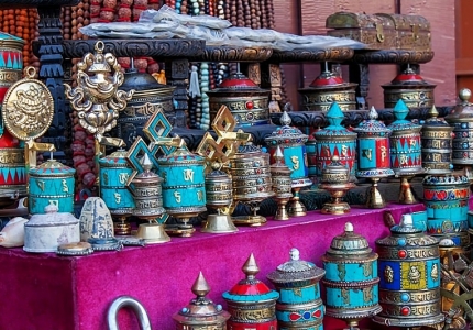 L'artisanat tibétain bouddhiste : origines, objets et traditions